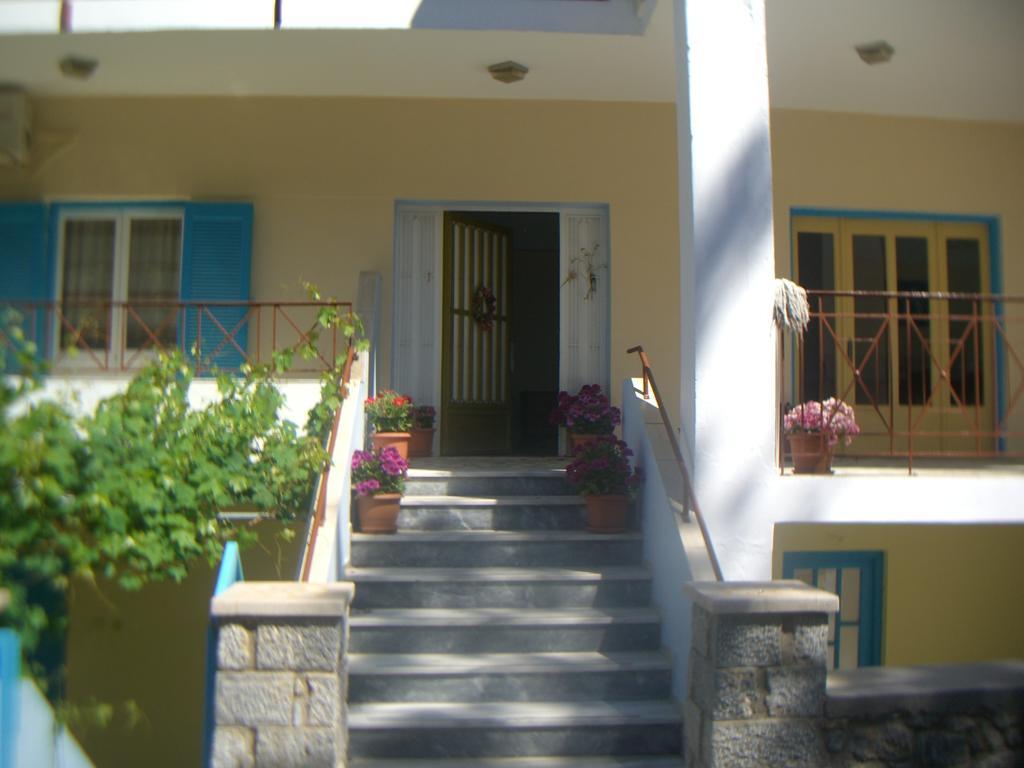Studios By Climbing House Panormos  Exterior foto