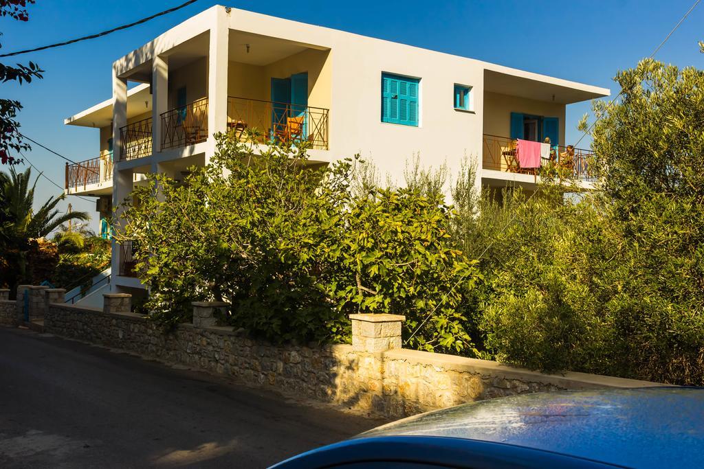 Studios By Climbing House Panormos  Exterior foto