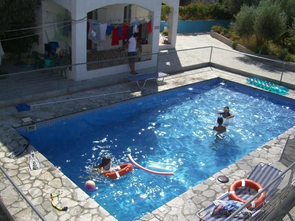 Studios By Climbing House Panormos  Exterior foto